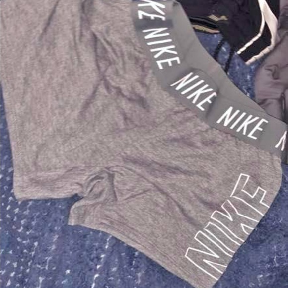 👀 LOOKING FOR THESE 👀